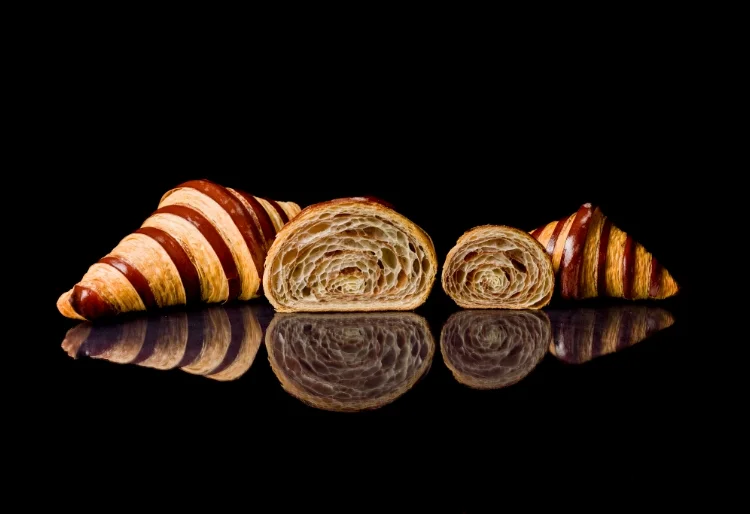 Croissant schłodzony próżniowo — VacuFlow Bakery